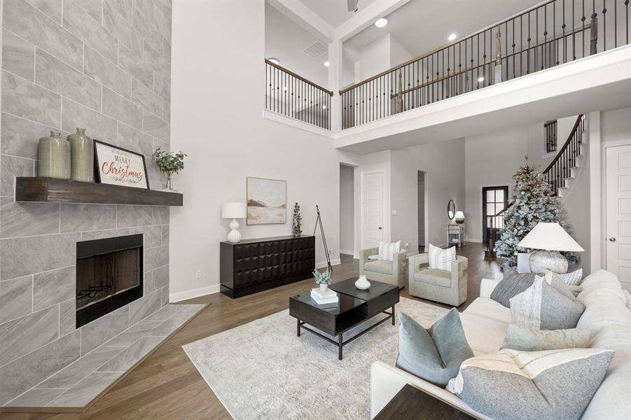 7_5638 Rutherford- Living Room-2 7_5638 Rutherford- Living Room-2