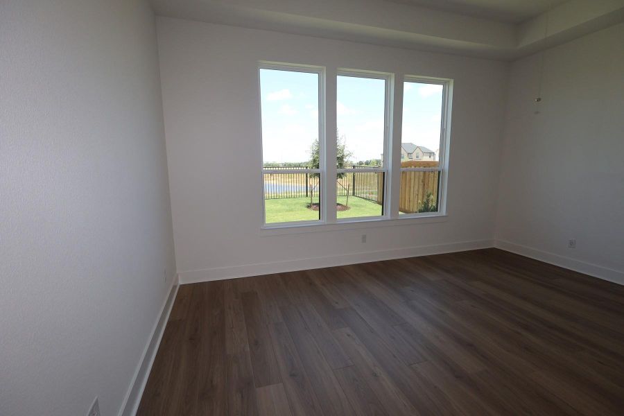 Spacious, unfurnished interior of a new home in Dunham Pointe, Cypress (Image 10). Spacious, unfurnished interior of a new home in Dunham Pointe, Cypress (Image 10).