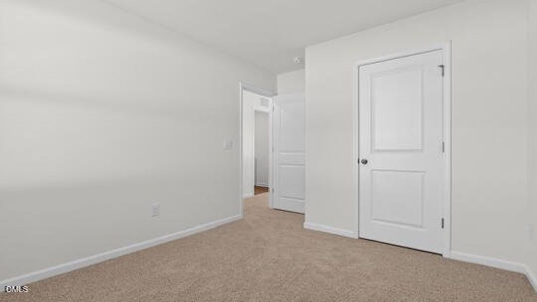 Lawson Glen_Belhaven B_16_Gray_SPEC-032 Lawson Glen_Belhaven B_16_Gray_SPEC-032
