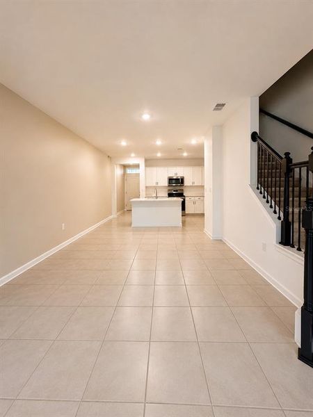 Spacious, unfurnished interior of a new home in , Palm Coast (Image 11).