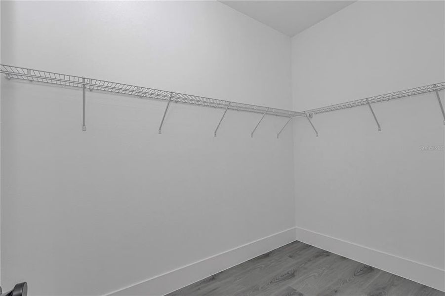 Spacious, unfurnished interior of a new home in , Dunnellon (Image 35).