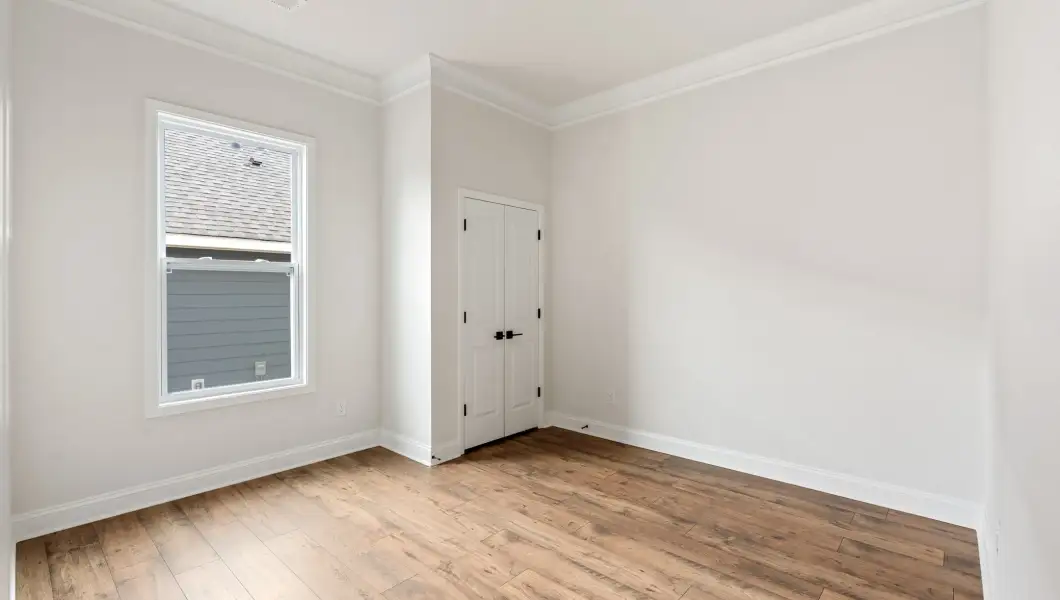 Spacious, unfurnished interior of a new home in Alder Pond, Campobello (Image 19).