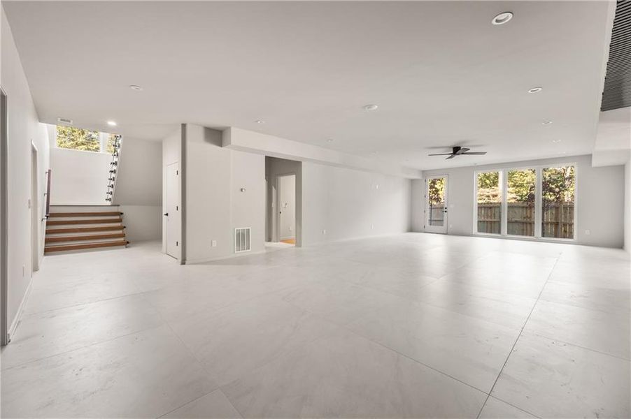 Spacious, unfurnished interior of a new home in , Atlanta (Image 86). Spacious, unfurnished interior of a new home in , Atlanta (Image 86).