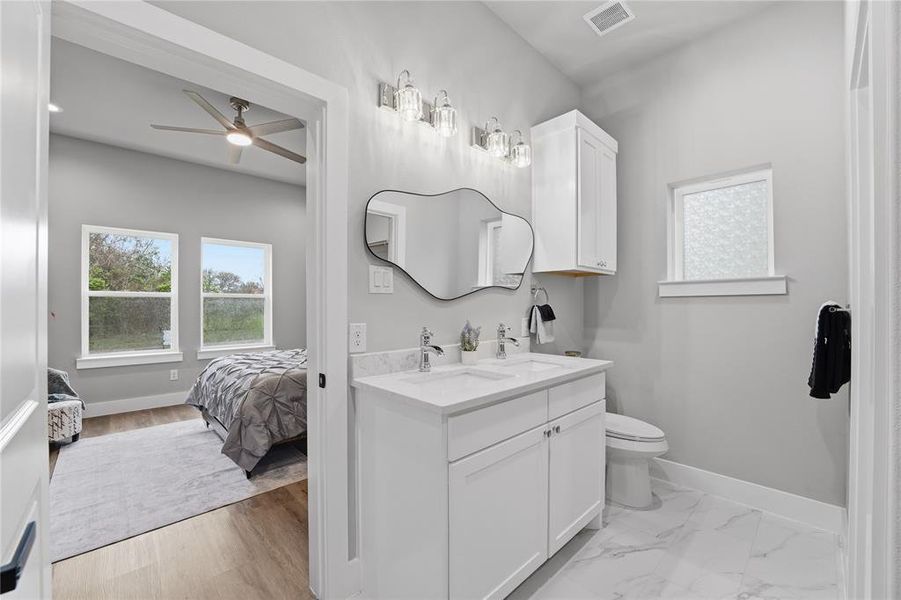 Furnished interior view inside a new home in , Waxahachie (Image 14). Furnished interior view inside a new home in , Waxahachie (Image 14).