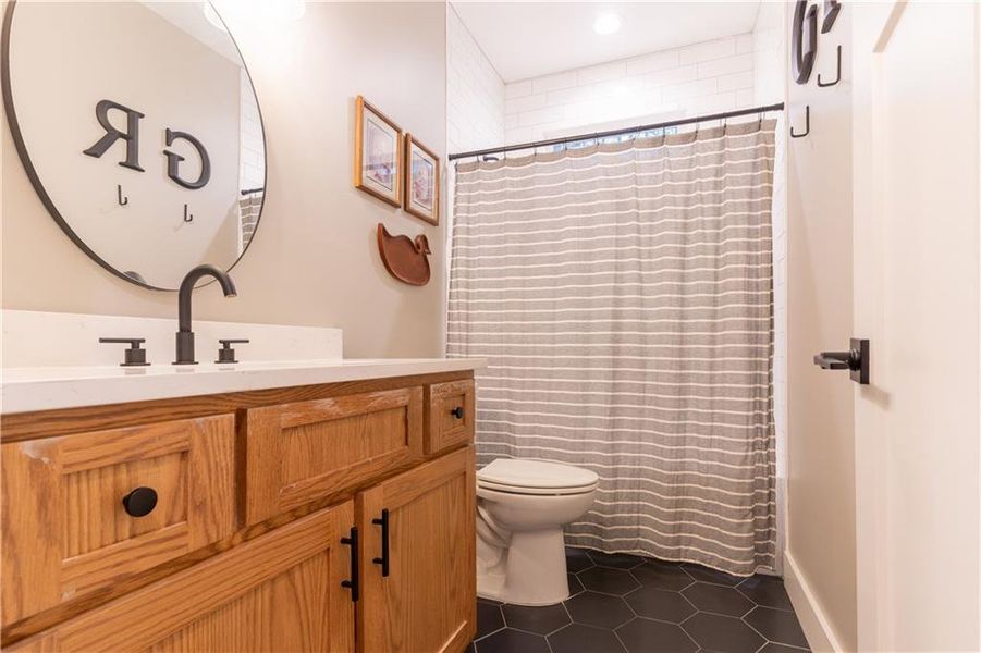 Furnished interior view inside a new home in , Shady Dale (Image 25).