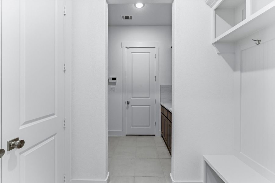 Furnished interior view inside a new home in Eagle Ridge Estates, Weatherford (Image 7).