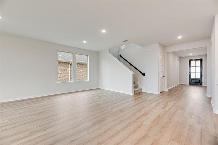 Spacious, unfurnished interior of a new home in Spiritas Ranch, Little Elm (Image 34). Spacious, unfurnished interior of a new home in Spiritas Ranch, Little Elm (Image 34).