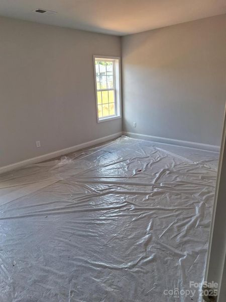 Spacious, unfurnished interior of a new home in Swann Hills, Statesville (Image 20).