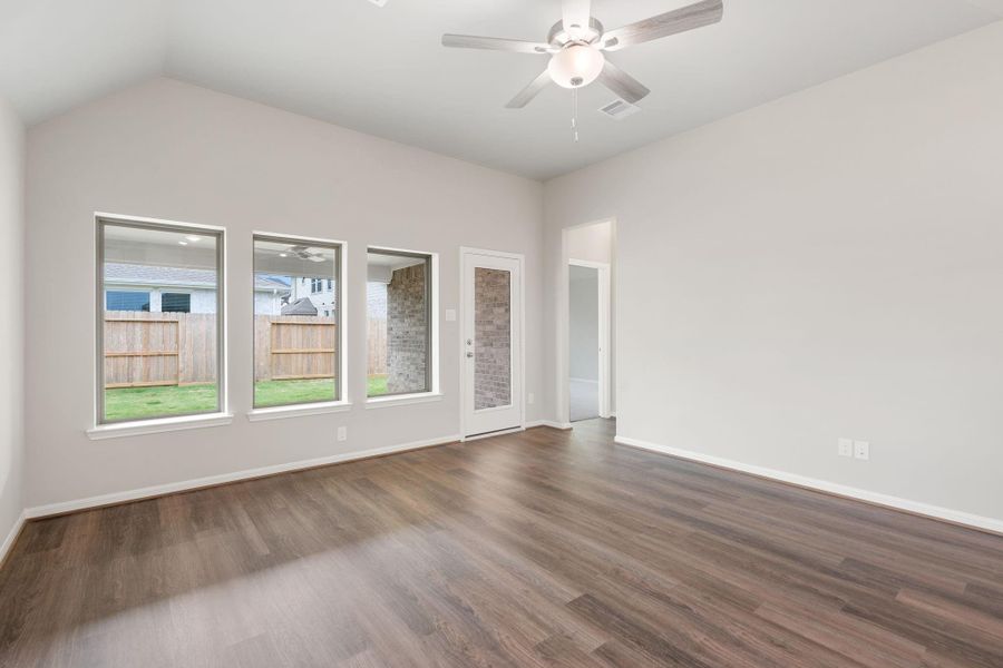 Spacious, unfurnished interior of a new home in Jubilee 40', Hockley (Image 25). Spacious, unfurnished interior of a new home in Jubilee 40', Hockley (Image 25).