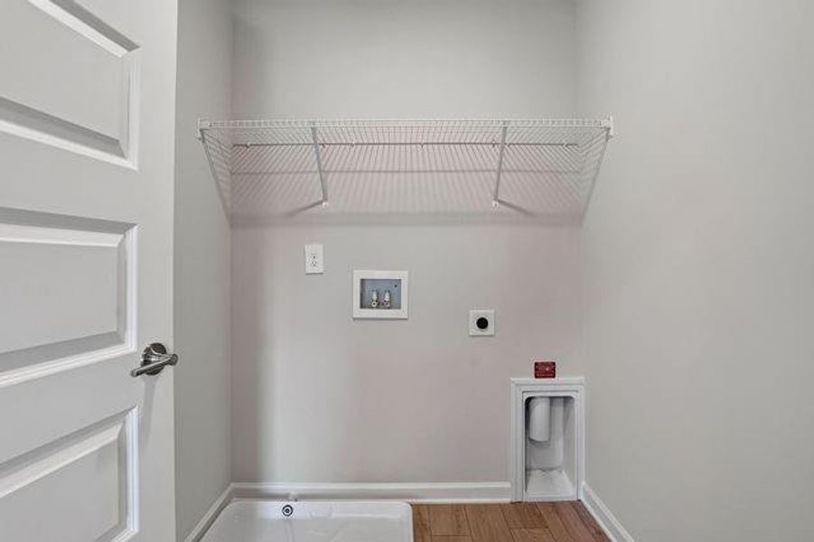 Spacious, unfurnished interior of a new home in Austin Ridge, Commerce (Image 31).