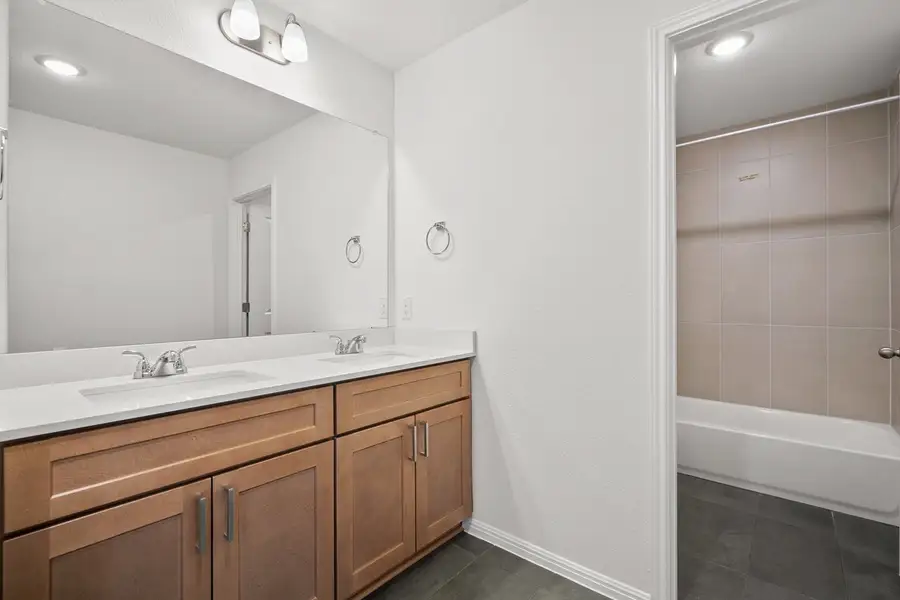 036_lnb09677_203 036_lnb09677_203