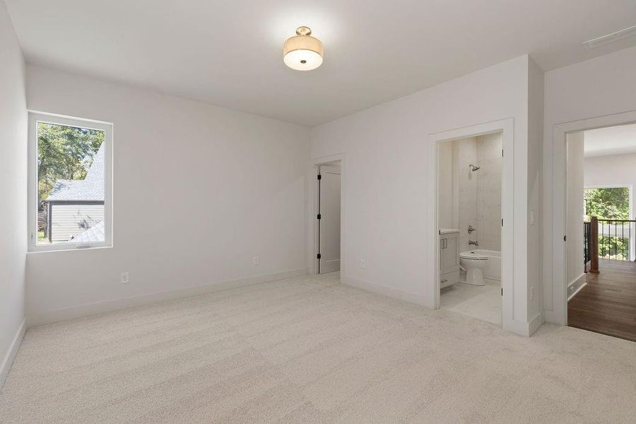 Spacious, unfurnished interior of a new home in Aster, Roswell (Image 54).