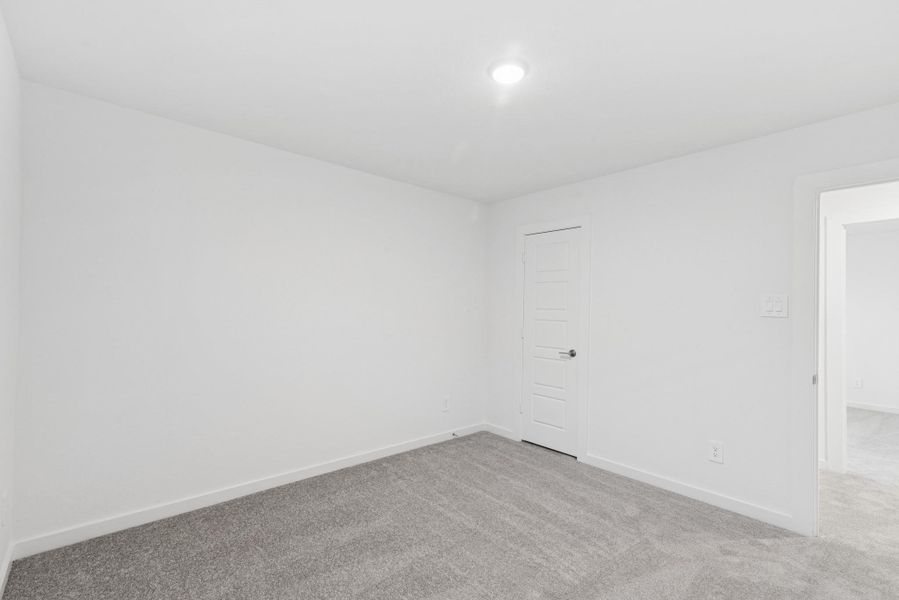Spacious, unfurnished interior of a new home in Moran Ranch, Willis (Image 8).