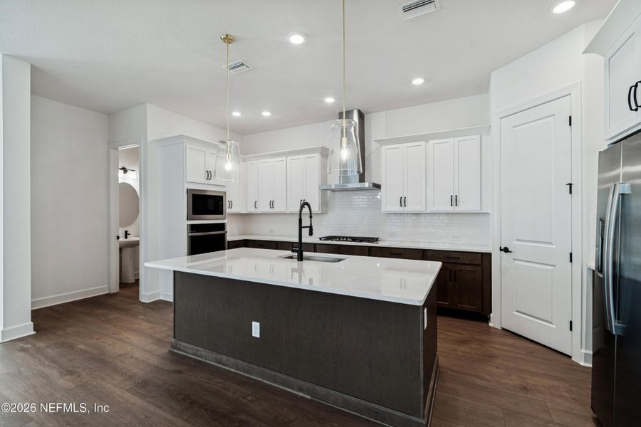 Furnished interior view inside a new home in Granville at eTown 38', Jacksonville (Image 9). Furnished interior view inside a new home in Granville at eTown 38', Jacksonville (Image 9).