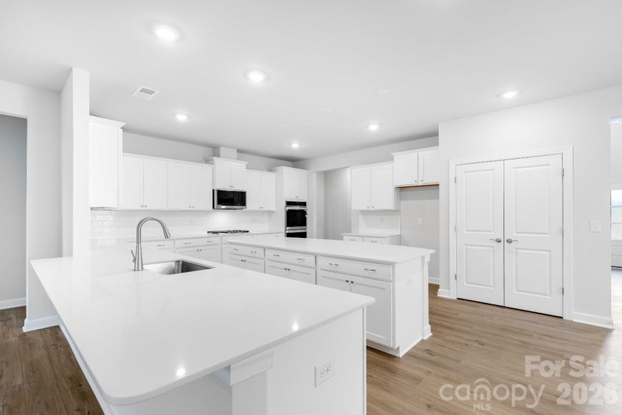 Furnished interior view inside a new home in Roselyn, Lancaster (Image 9). Furnished interior view inside a new home in Roselyn, Lancaster (Image 9).