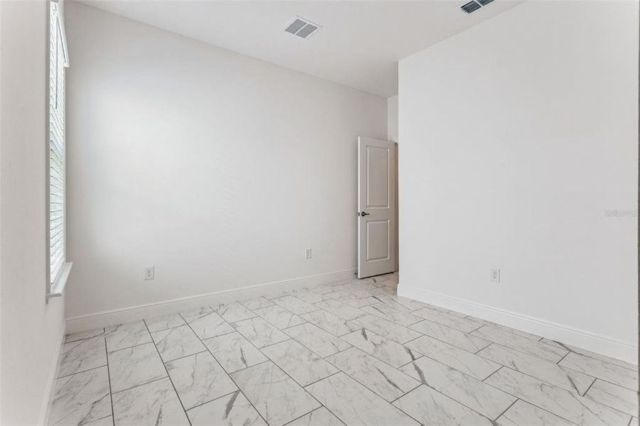 Spacious, unfurnished interior of a new home in Villa Pass, Mascotte (Image 32). Spacious, unfurnished interior of a new home in Villa Pass, Mascotte (Image 32).