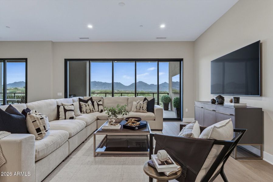 05_19355_N_73rd_Way5_mls