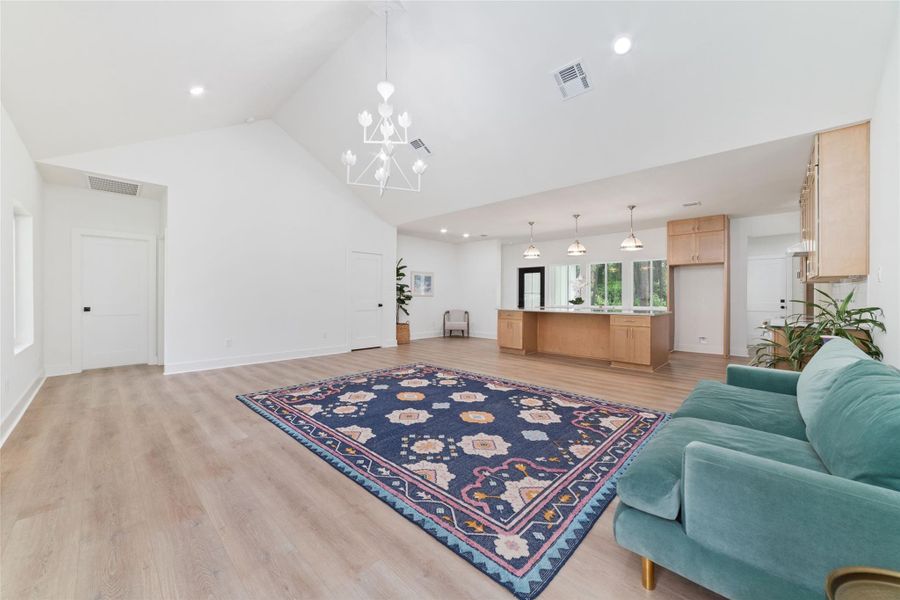 Image 7 of a home in . Image 7 of a home in .