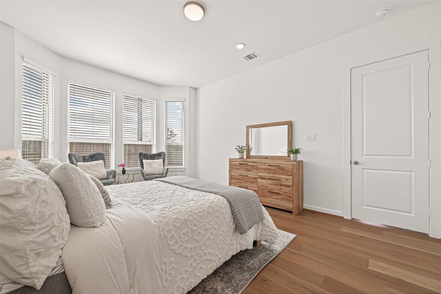 Furnished interior view inside a new home in , Katy (Image 28).
