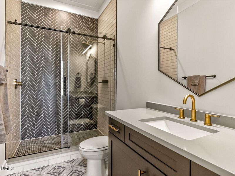 Main Level Guest Full Bathroom