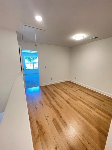 Spacious, unfurnished interior of a new home in , Gainesville (Image 21).