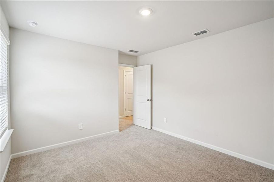 Spacious, unfurnished interior of a new home in Hemingway - Reserve Series, Cumming (Image 33).