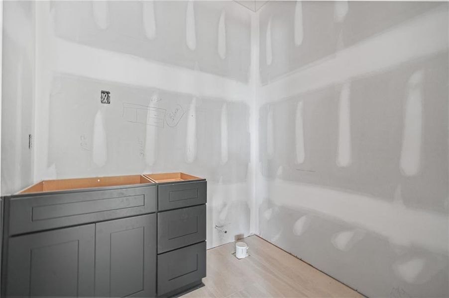 Image 75 of a home in .