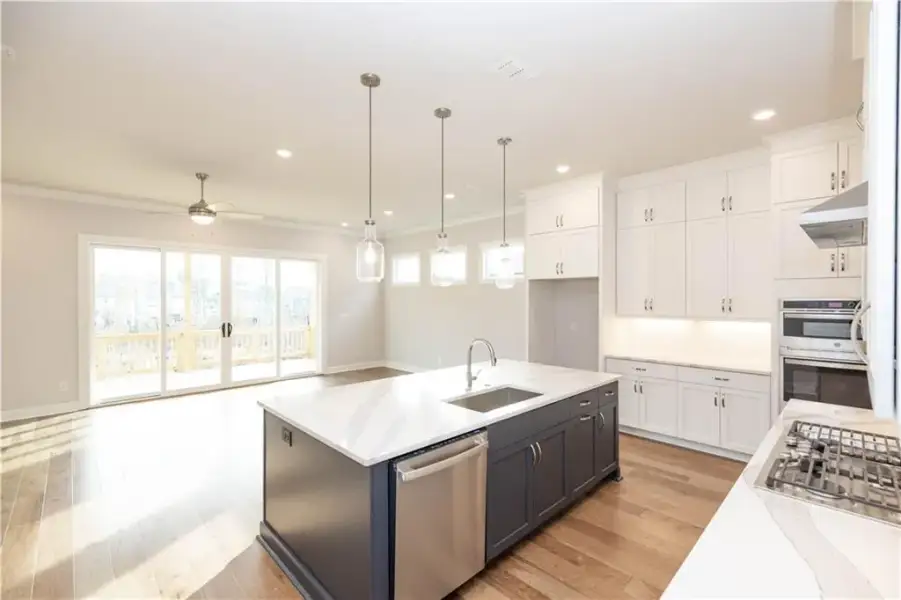 Furnished interior view inside a new home in Aberdeen, Hoschton (Image 7).