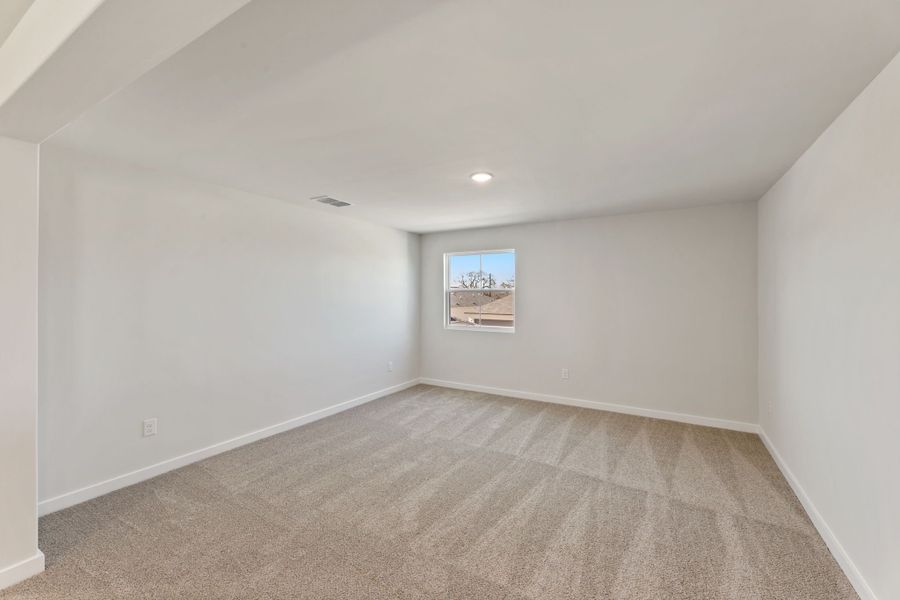 Representative unfurnished interior of a home built from the Poinseta by Hakes Brothers in Hickory Ridge, Elmendorf (Image 31). Representative unfurnished interior of a home built from the Poinseta by Hakes Brothers in Hickory Ridge, Elmendorf (Image 31).