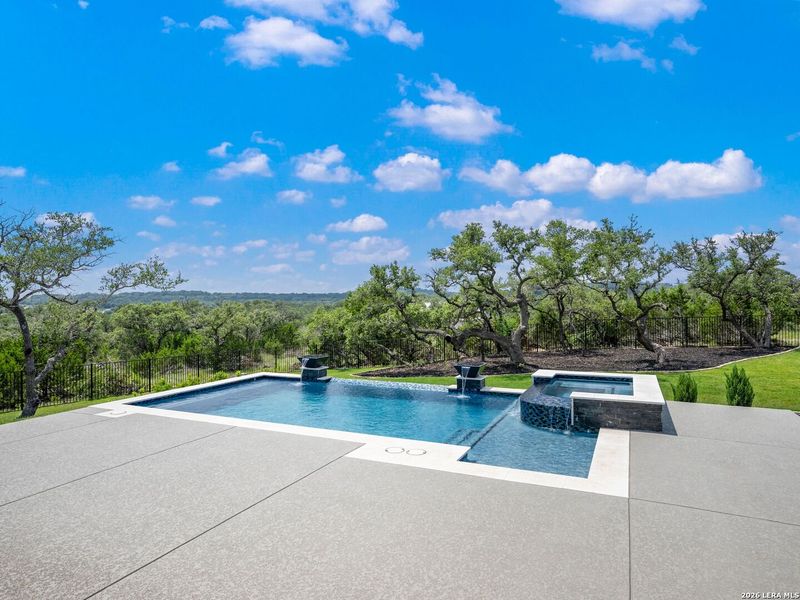 Community amenities in , Boerne (Image 68).