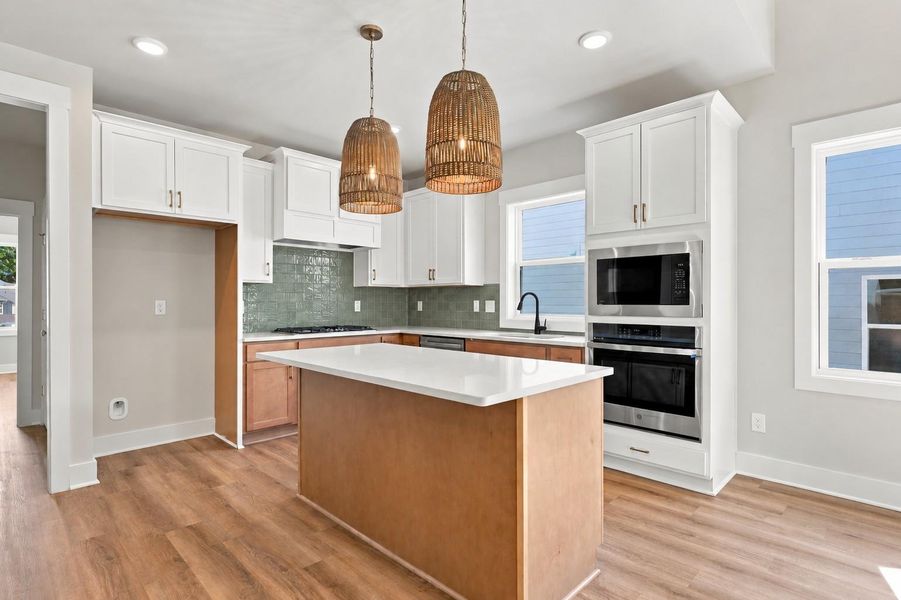 Furnished interior view inside a new home in Allen Park, Raleigh (Image 5).