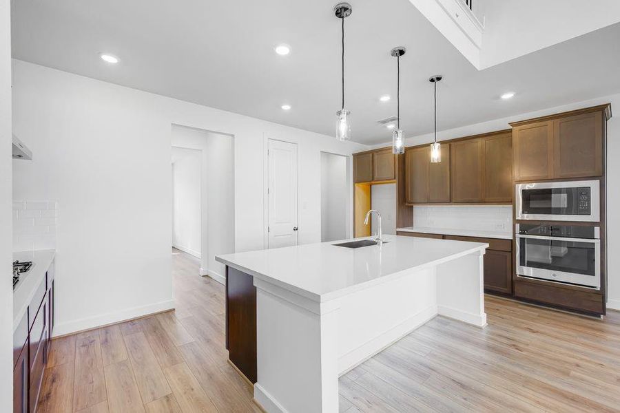 9230 Bossley Park ~ Ready Now