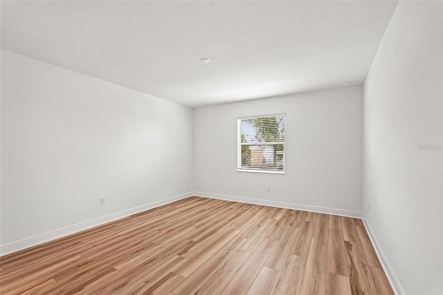 Spacious, unfurnished interior of a new home in SeaFlower, Bradenton (Image 14). Spacious, unfurnished interior of a new home in SeaFlower, Bradenton (Image 14).