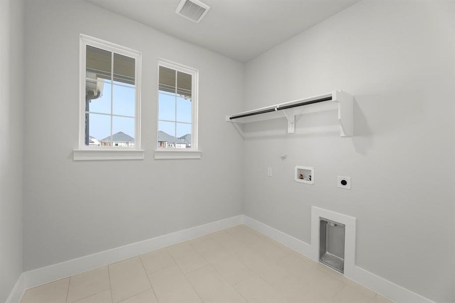 06. 500 Blue Yucca - Utility