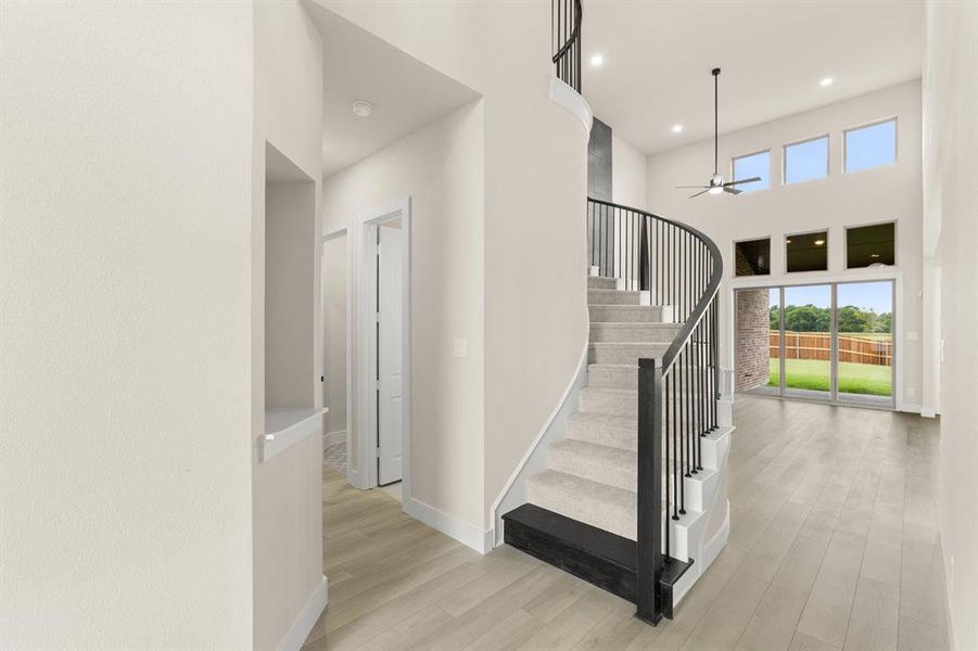 513 Pond Springs-Entry-2