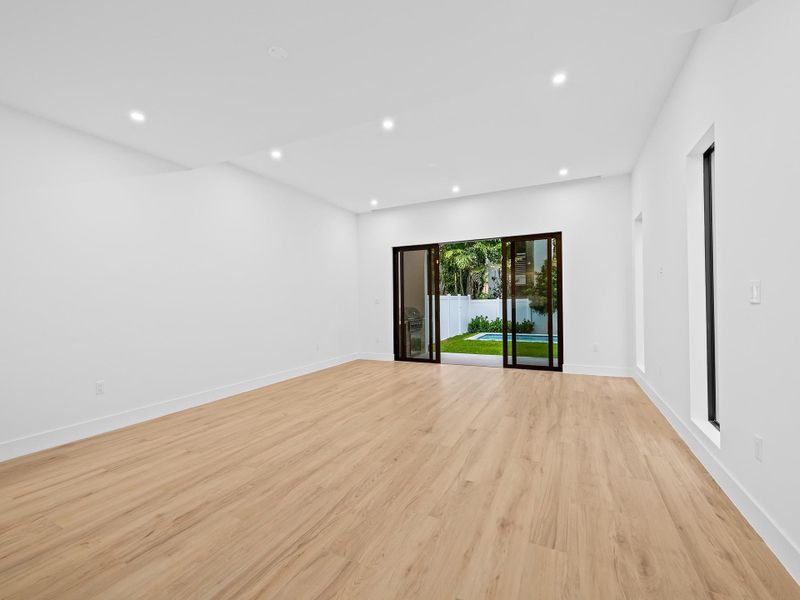 DISCLAIMER: All renderings, site plans, simulated views, floor plans, graphic images, drawings and all other information depicted are illustrative, and are provided to assist in visualizing the units and the Project and may not be accurately depicted and may be changed at any time. DISCLAIMER: All renderings, site plans, simulated views, floor plans, graphic images, drawings and all other information depicted are illustrative, and are provided to assist in visualizing the units and the Project and may not be accurately depicted and may be changed at any time.