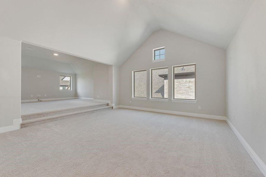 Spacious, unfurnished interior of a new home in Lake Forest, McKinney (Image 18).
