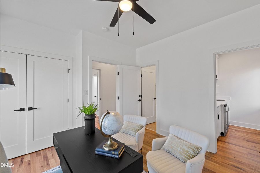 11-813 N Roxboro_6669 11-813 N Roxboro_6669