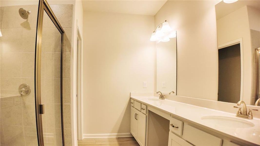 Furnished interior view inside a new home in Franklin Manor, Lawrenceville (Image 11).