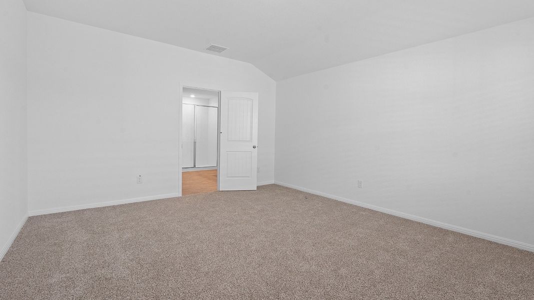 Spacious, unfurnished interior of a new home in Carillon, Manor (Image 18).