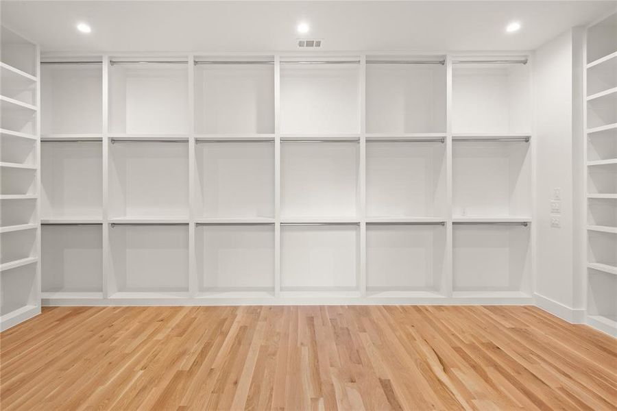 Image 35 of a home in .