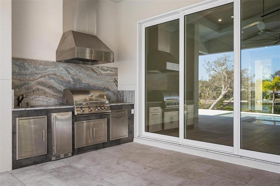 Exterior details and patio area of a home in , Sarasota (Image 32).