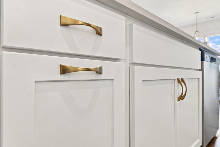 Close-up of interior finishes inside a home in Ponder, Wendell (Image 10).