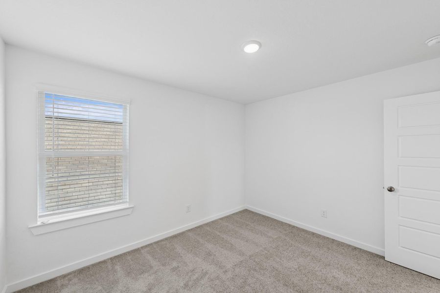 Spacious, unfurnished interior of a new home in Summerview, Fulshear (Image 31). Spacious, unfurnished interior of a new home in Summerview, Fulshear (Image 31).