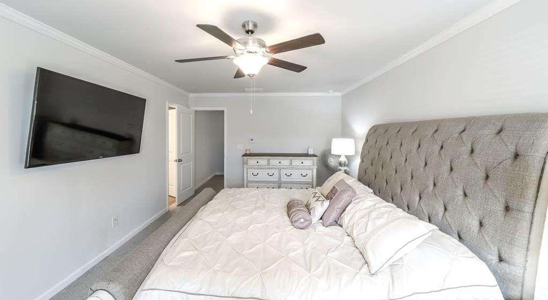 Furnished interior view inside a new home in , Bremen (Image 38).