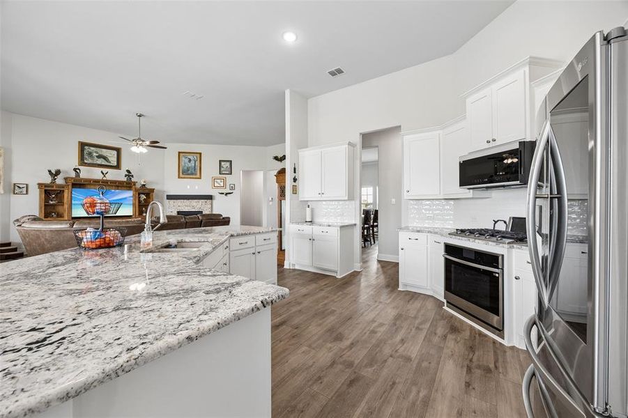 Furnished interior view inside a new home in , Mesquite (Image 27).
