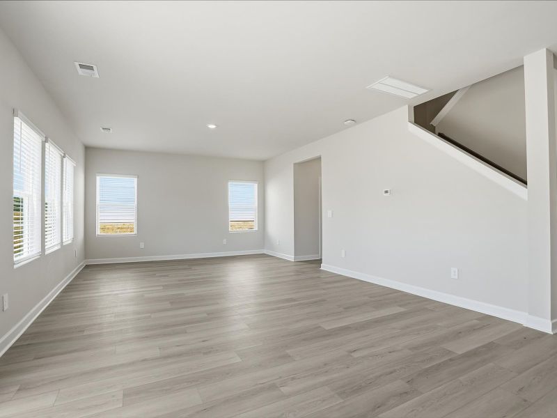 Spacious, unfurnished interior of a new home in Creek Ridge - Signature Collection, Spartanburg (Image 12). Spacious, unfurnished interior of a new home in Creek Ridge - Signature Collection, Spartanburg (Image 12).