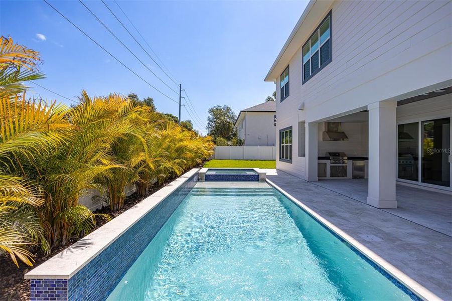 Exterior details and patio area of a home in , Tampa (Image 40).