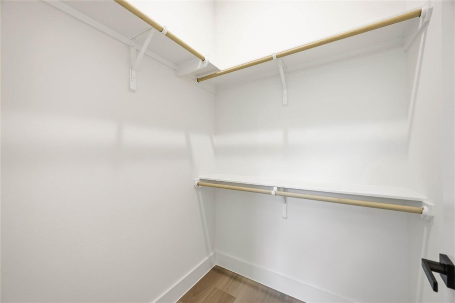 Spacious, unfurnished interior of a new home in , Houston (Image 18).
