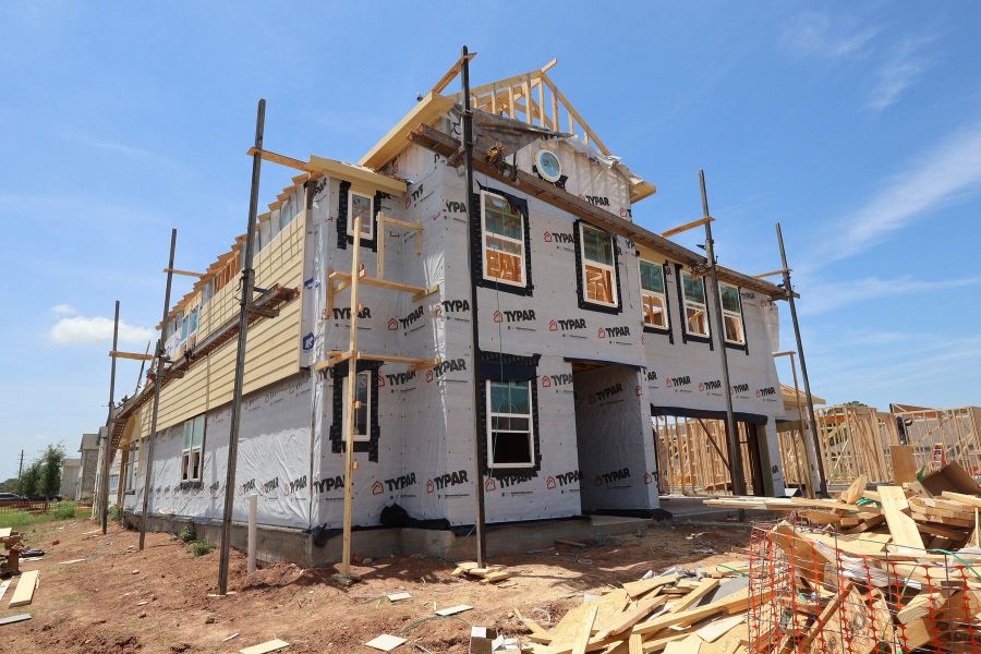 Two story home with 6 beds, 4.5 baths, and 2 car garage Two story home with 6 beds, 4.5 baths, and 2 car garage